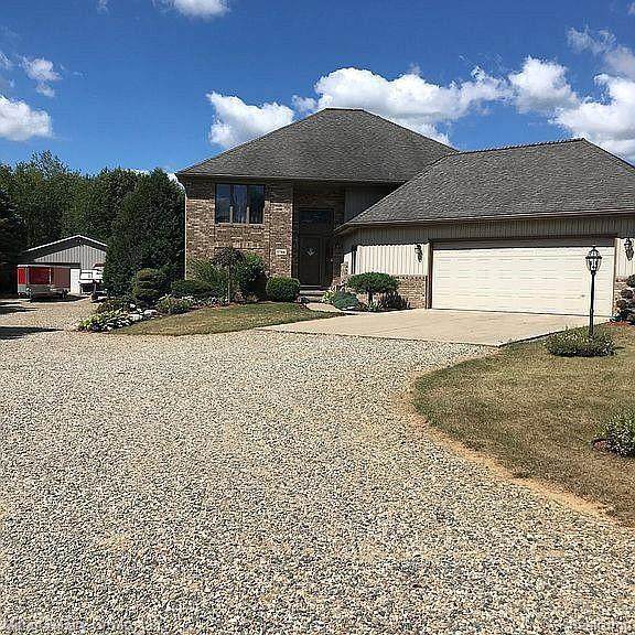 5786 Reynolds Rd - Photo 1
