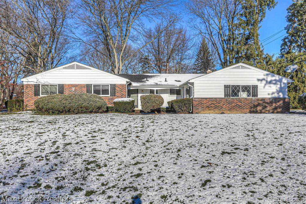 2508 Oxford Dr - Photo 1
