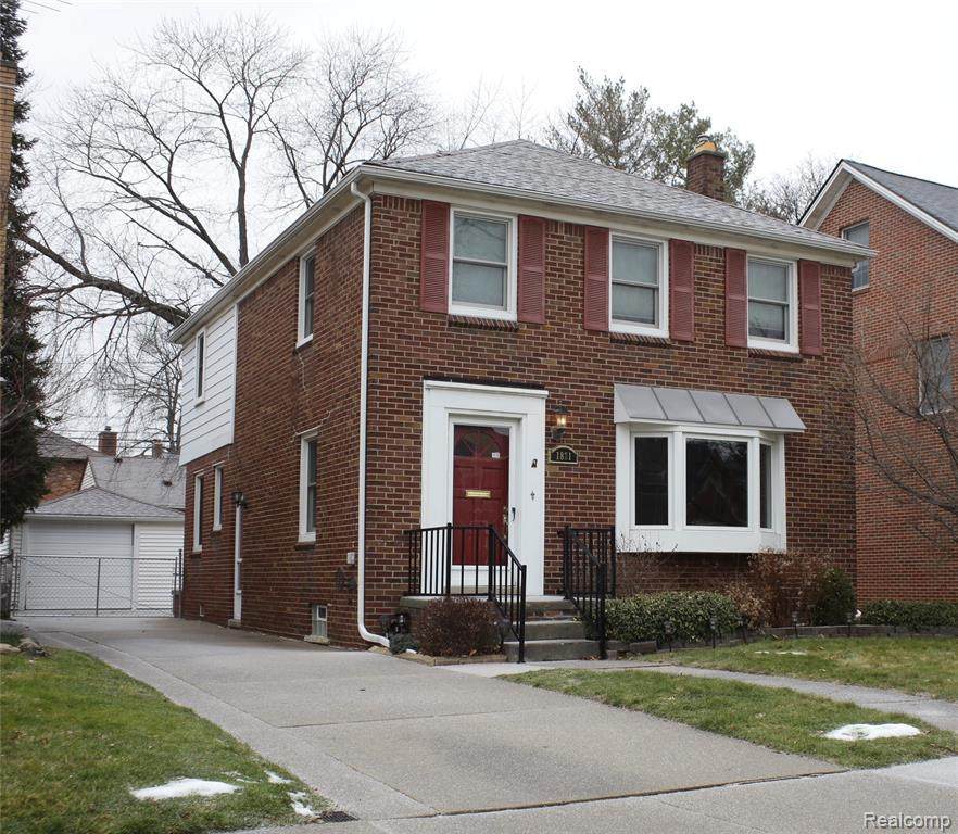 1821 Rosevere Ave - Photo 1