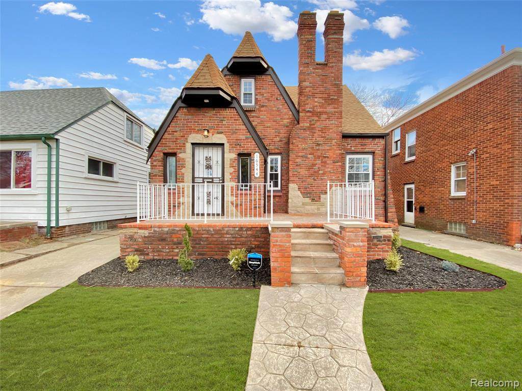16544 Lawton St - Photo 1