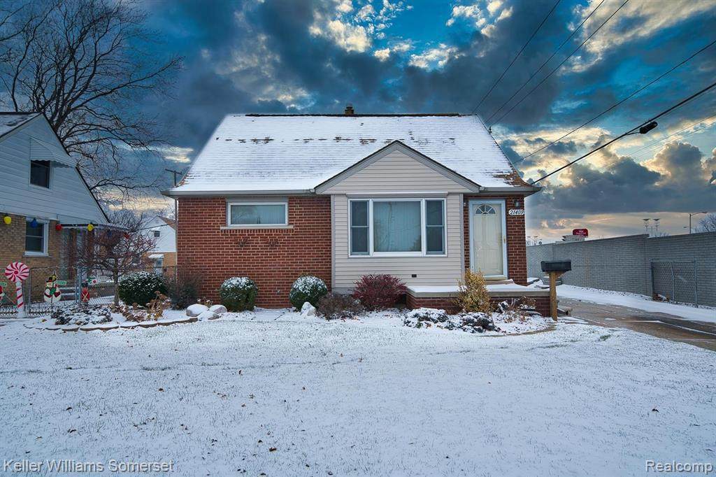21409 11 MILE RD - Photo 1