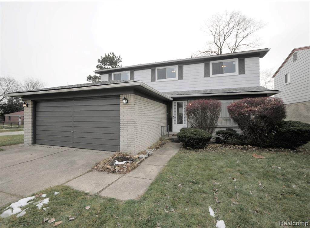 18409 Hilton Dr - Photo 1