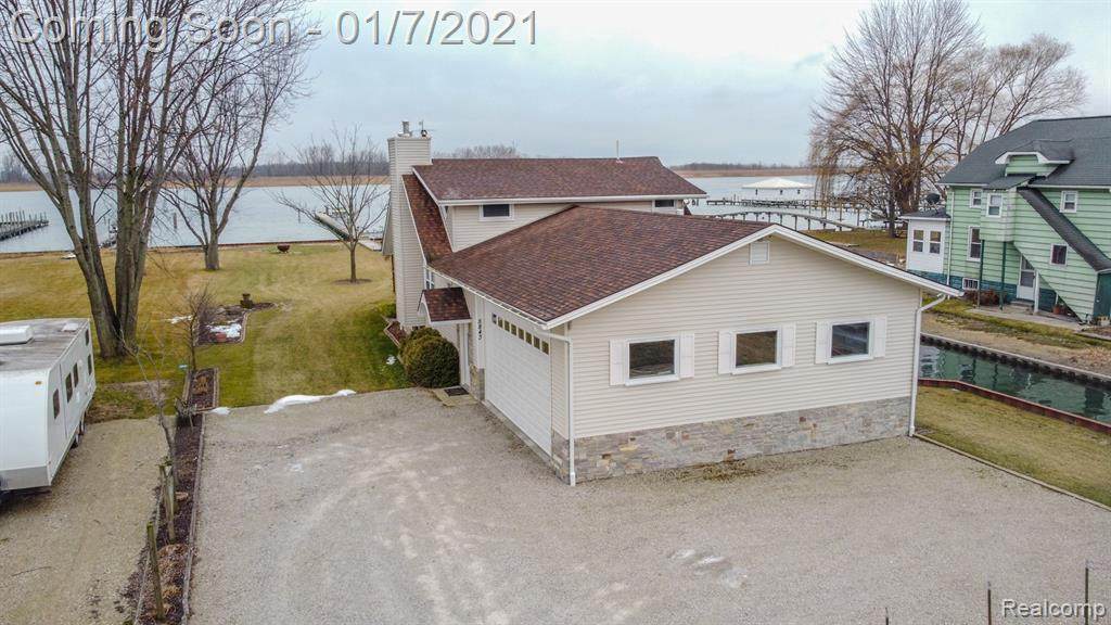 5843 Pointe Tremble Rd - Photo 1