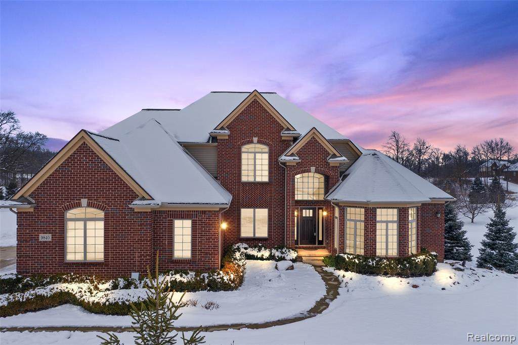 9840 Oak Pointe Ln - Photo 1