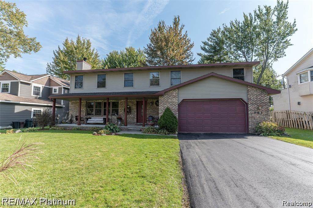 543 Springle Dr - Photo 1