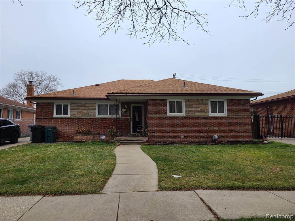 23661 Radclift St - Photo 1