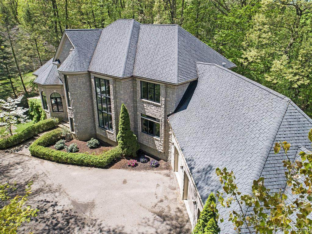 6723 College Park Dr - Photo 1