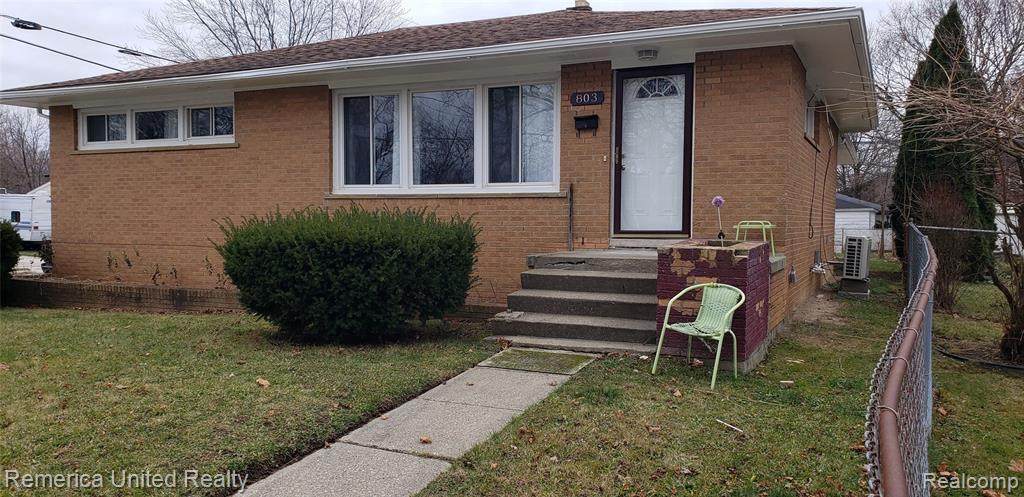 803 Madison St - Photo 1