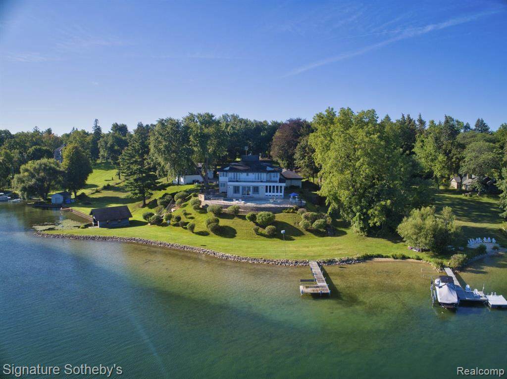 708 Lake Angelus Shores Dr - Photo 1