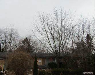 1221 Atkinson Ave - Photo 1