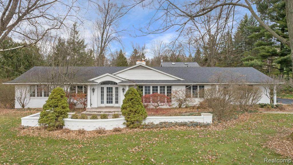 1041 Eastover Dr - Photo 1