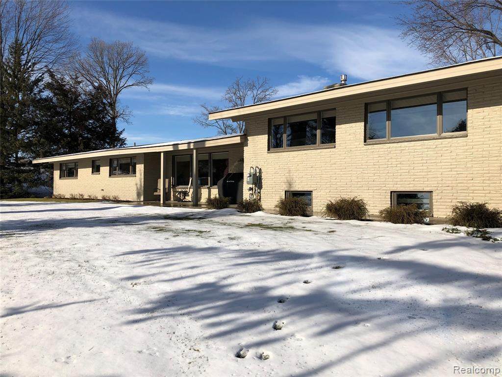 5901 Dryden Rd - Photo 1