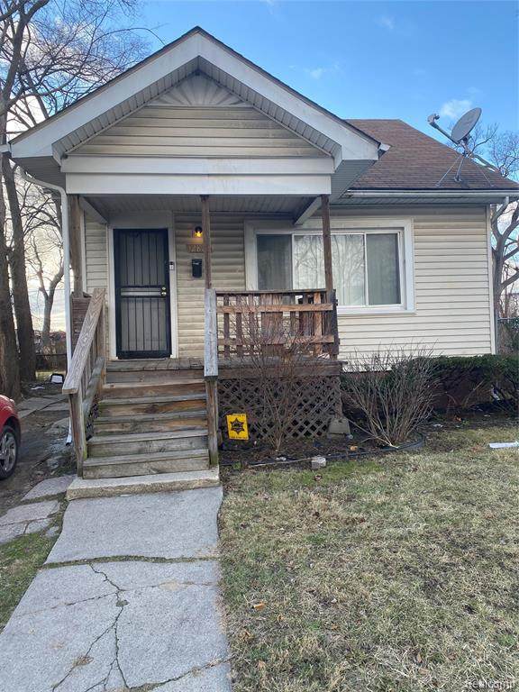 12827 Sussex - Photo 1