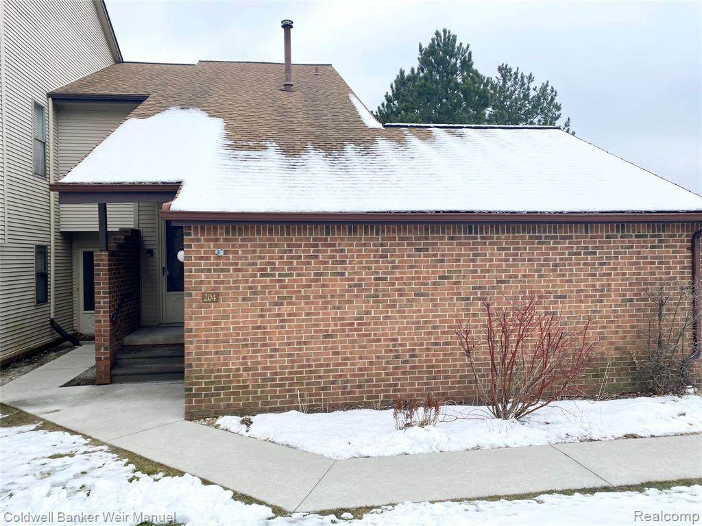 6740 Ridgefield Cir Apt 204 - Photo 1
