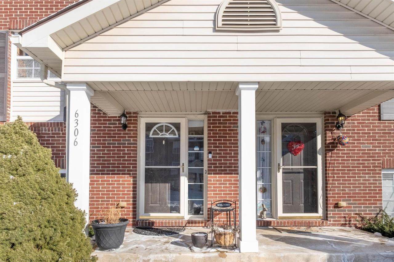 6306 Harlequin Ln - Photo 1