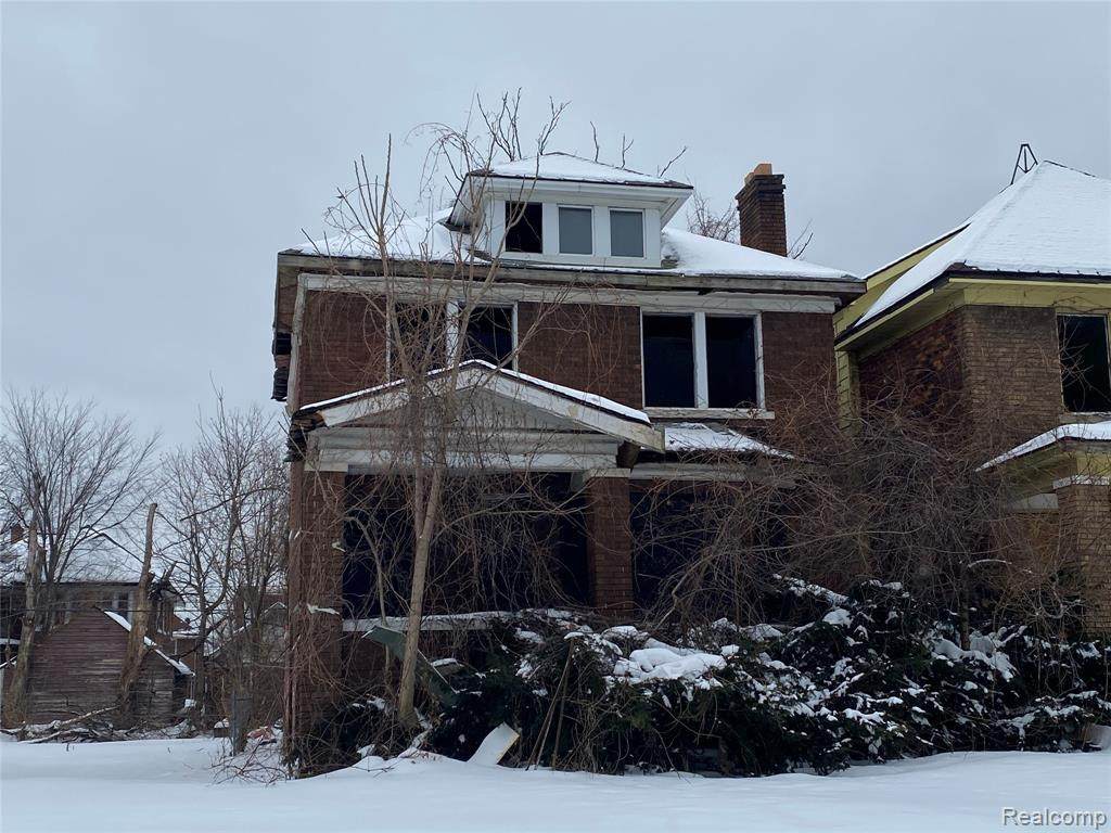 4855 Spokane St - Photo 1