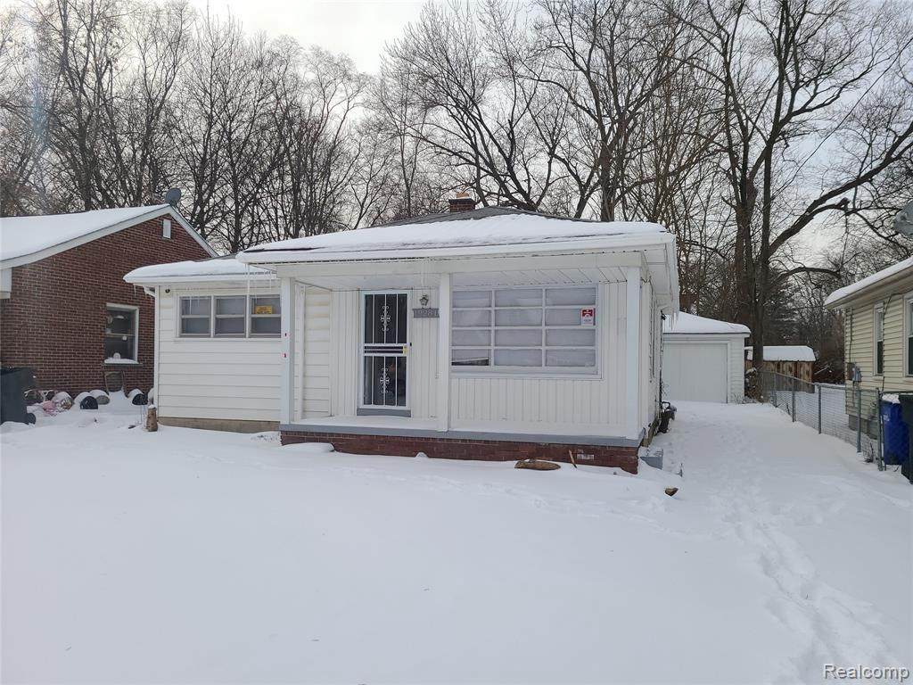 19281 Winston St - Photo 1