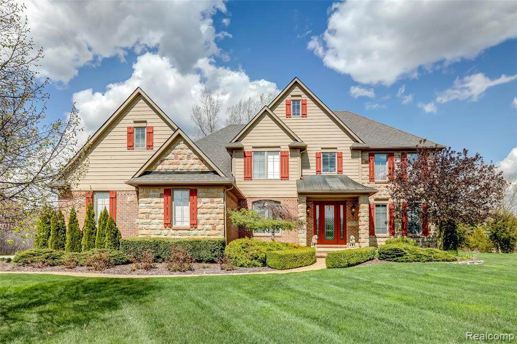 8851 Stoney Creek Dr - Photo 1