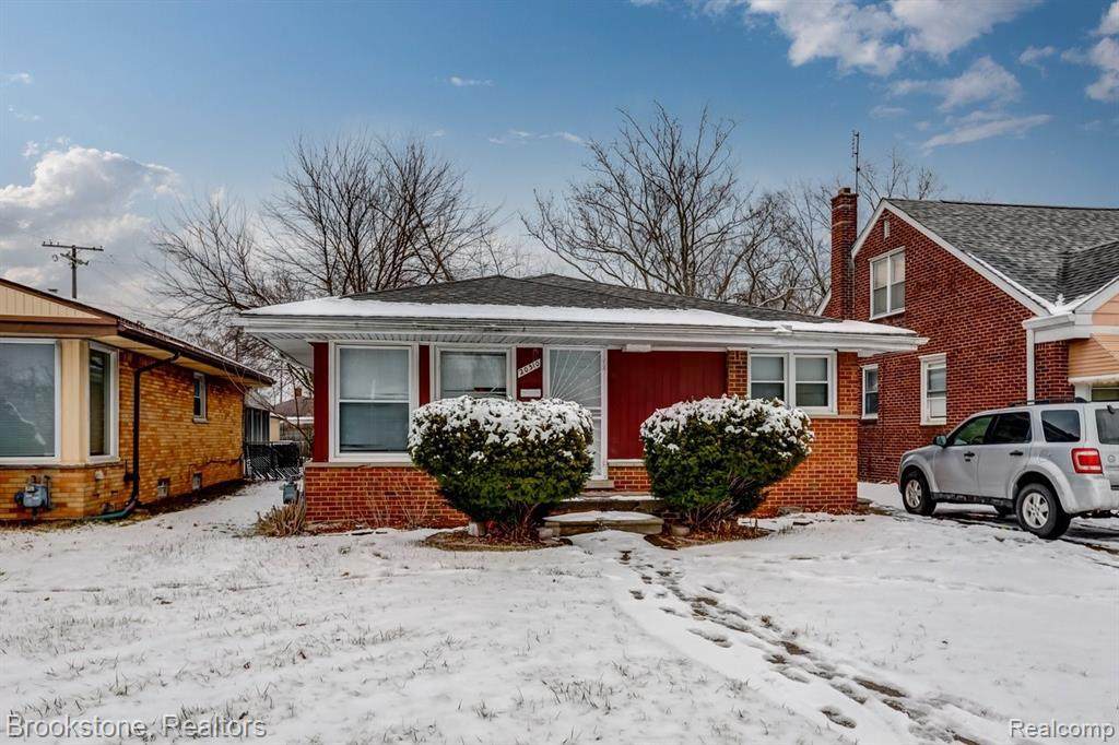 20310 Burgess St - Photo 1