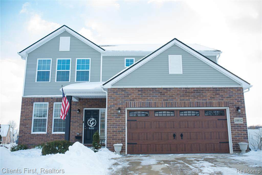 10932 Bouldercrest Dr N - Photo 1