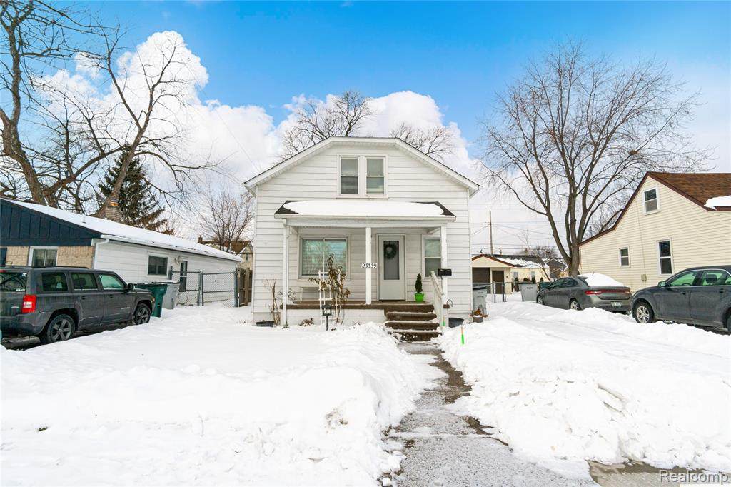 23339 Easterling Ave - Photo 1