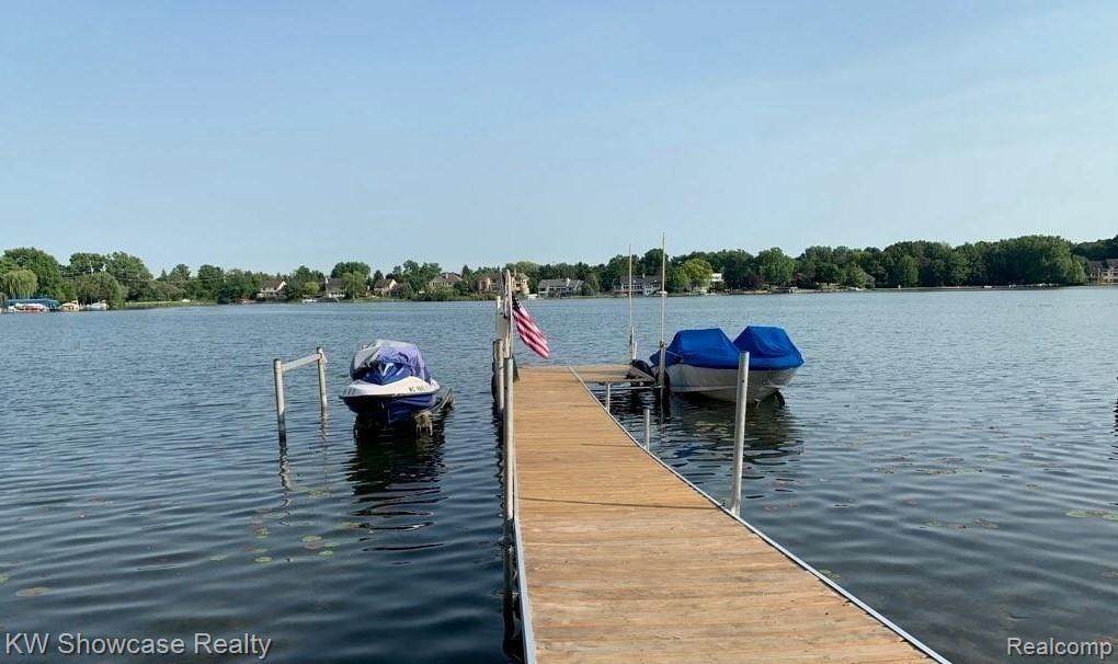 8455 Arlis St - Photo 1
