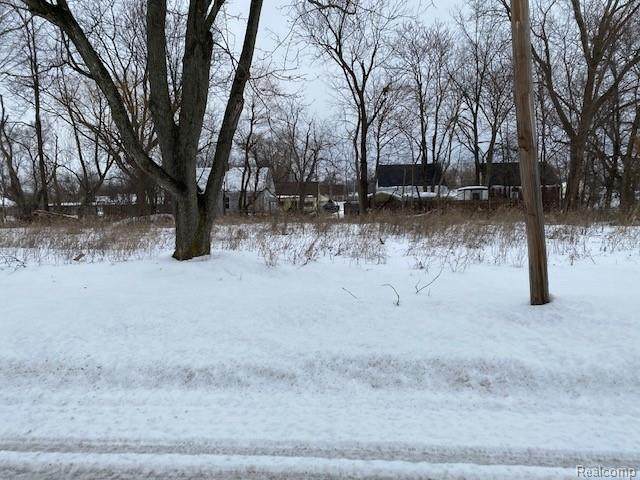 337 Alma Ave - Photo 1