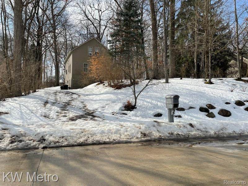 530 Arlington Dr - Photo 1