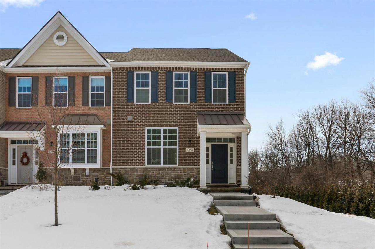 2764 Ashcombe Dr - Photo 1