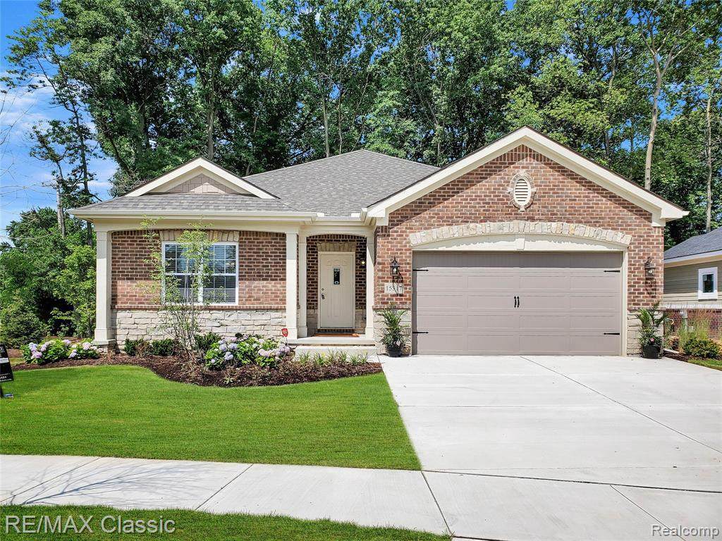 15382 Heritage - Photo 1