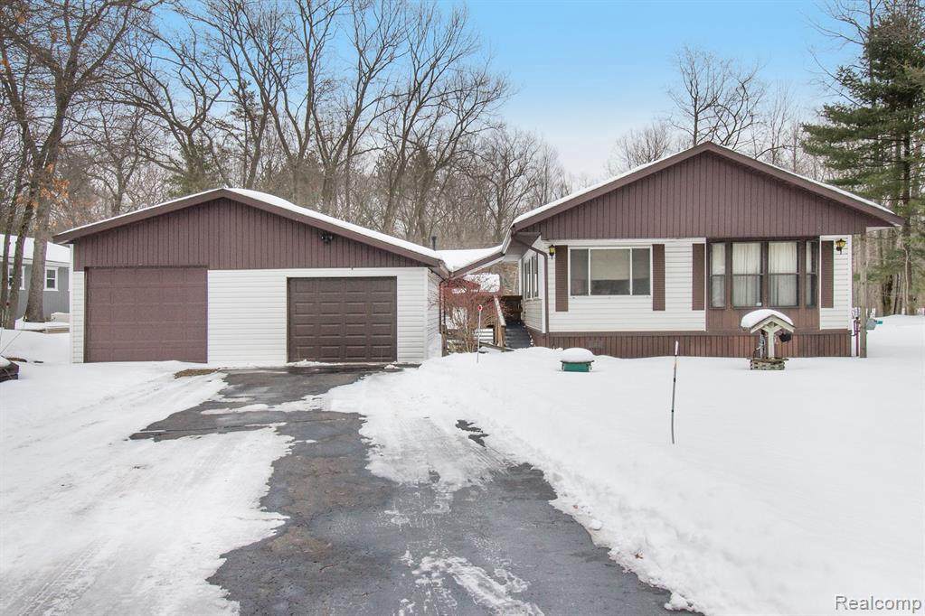 6452 Huron Dr - Photo 1