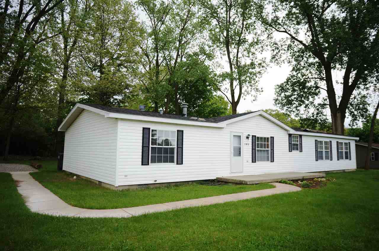 101 Camelot Ct - Photo 1