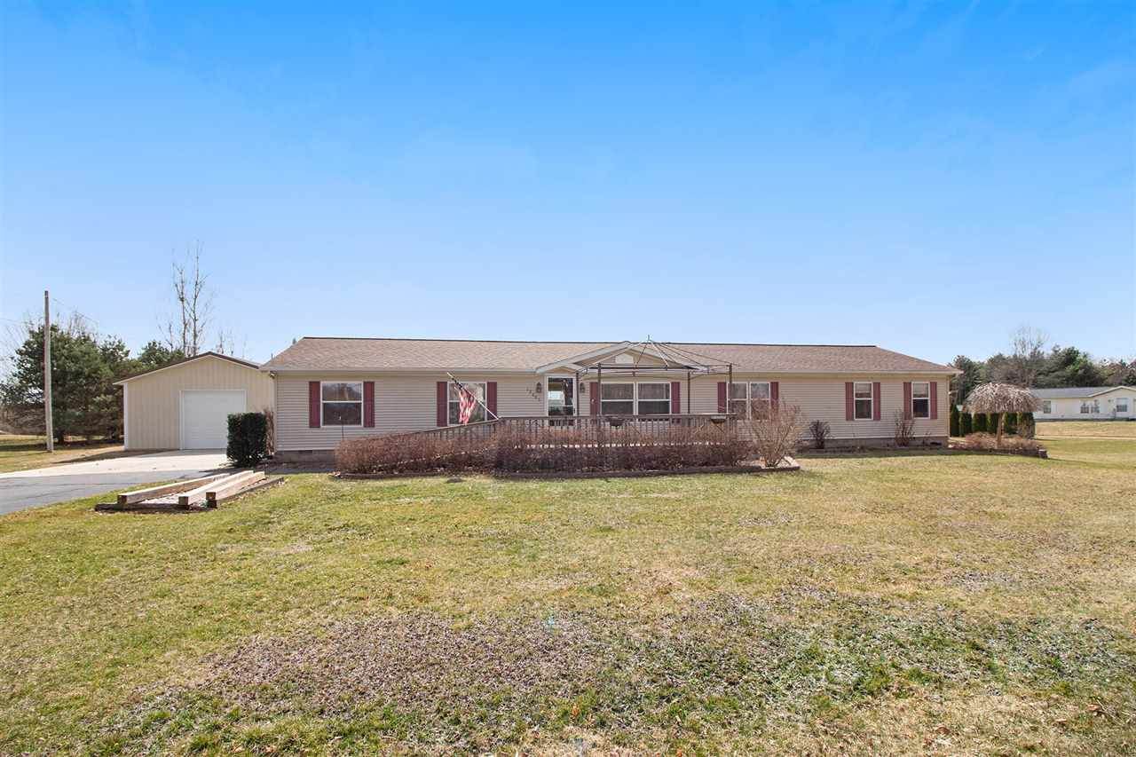 12605 Erie Rd - Photo 1