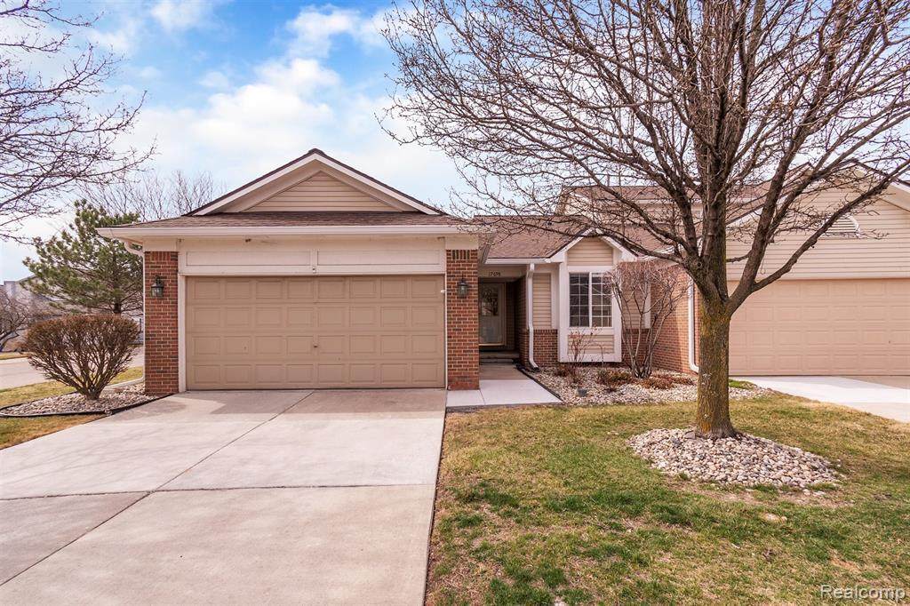 17698 Liberty Lane - Photo 1
