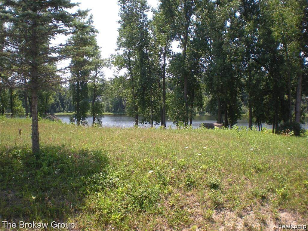 39 Sunfish Dr - Photo 1