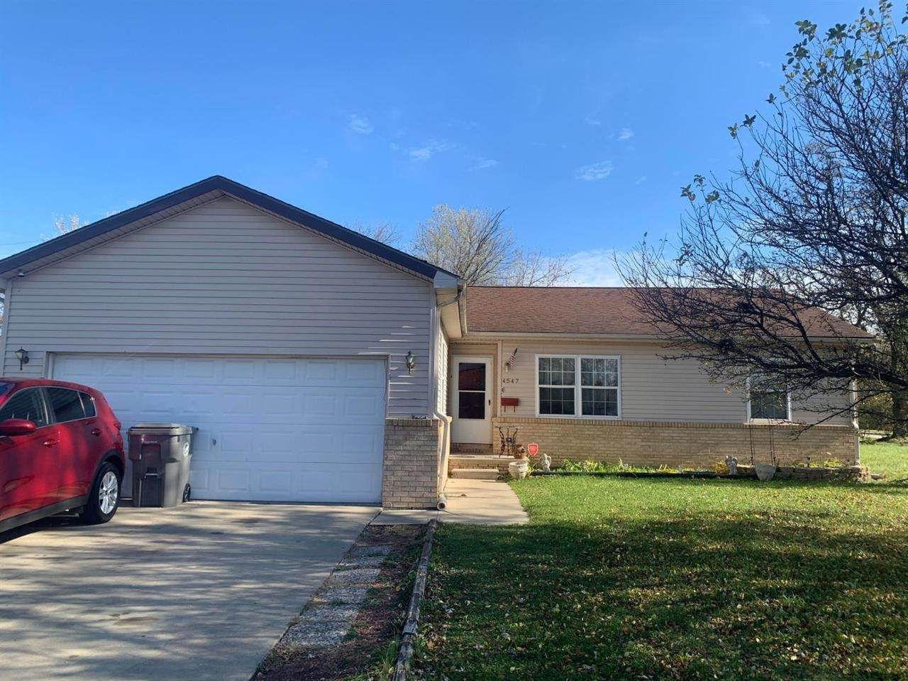 4547 Spring Hill Ave - Photo 1