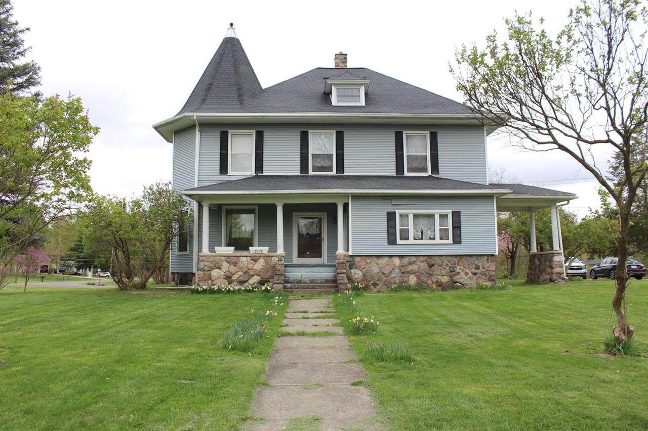 207 Robinson Rd - Photo 1