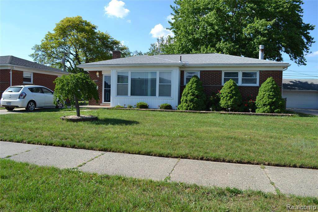 35570 Orangelawn St - Photo 1