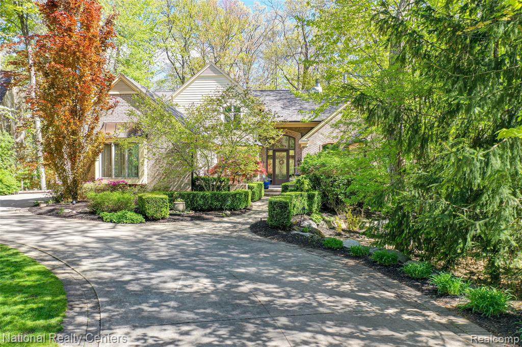 7114 Elder - Photo 1