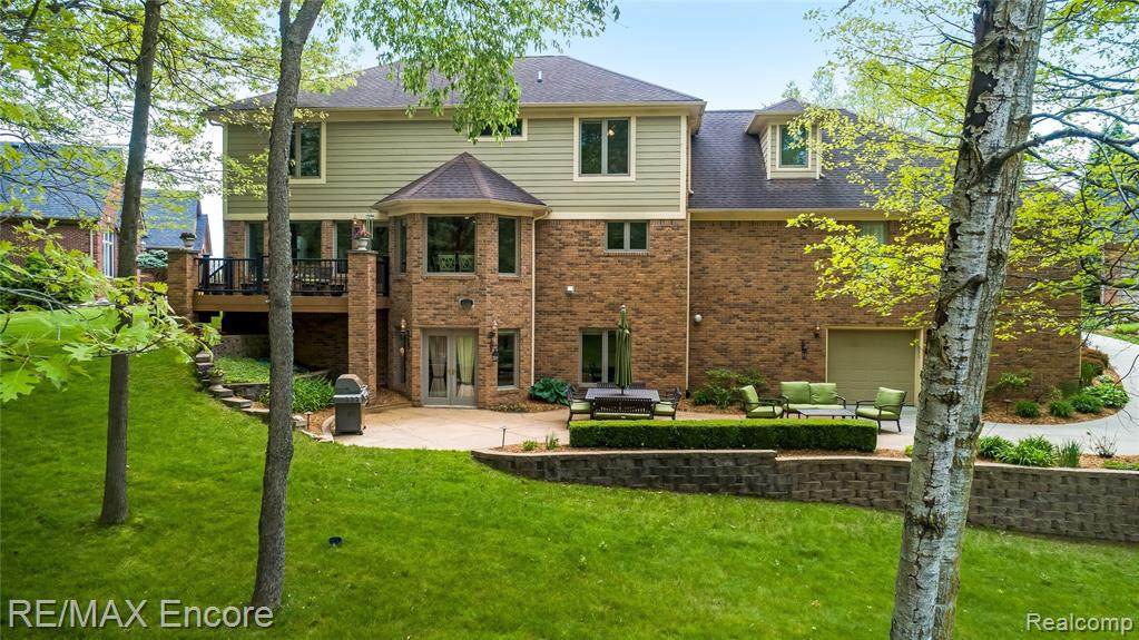 1746 Loch Lomond Crt - Photo 1