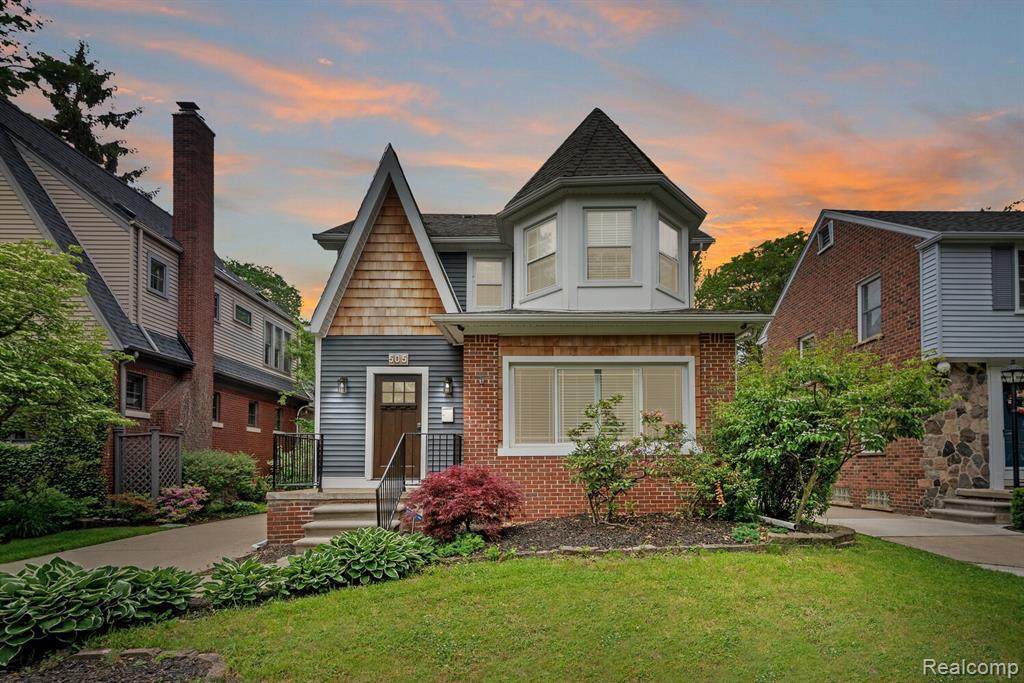 505 Fort Dearborn St - Photo 1