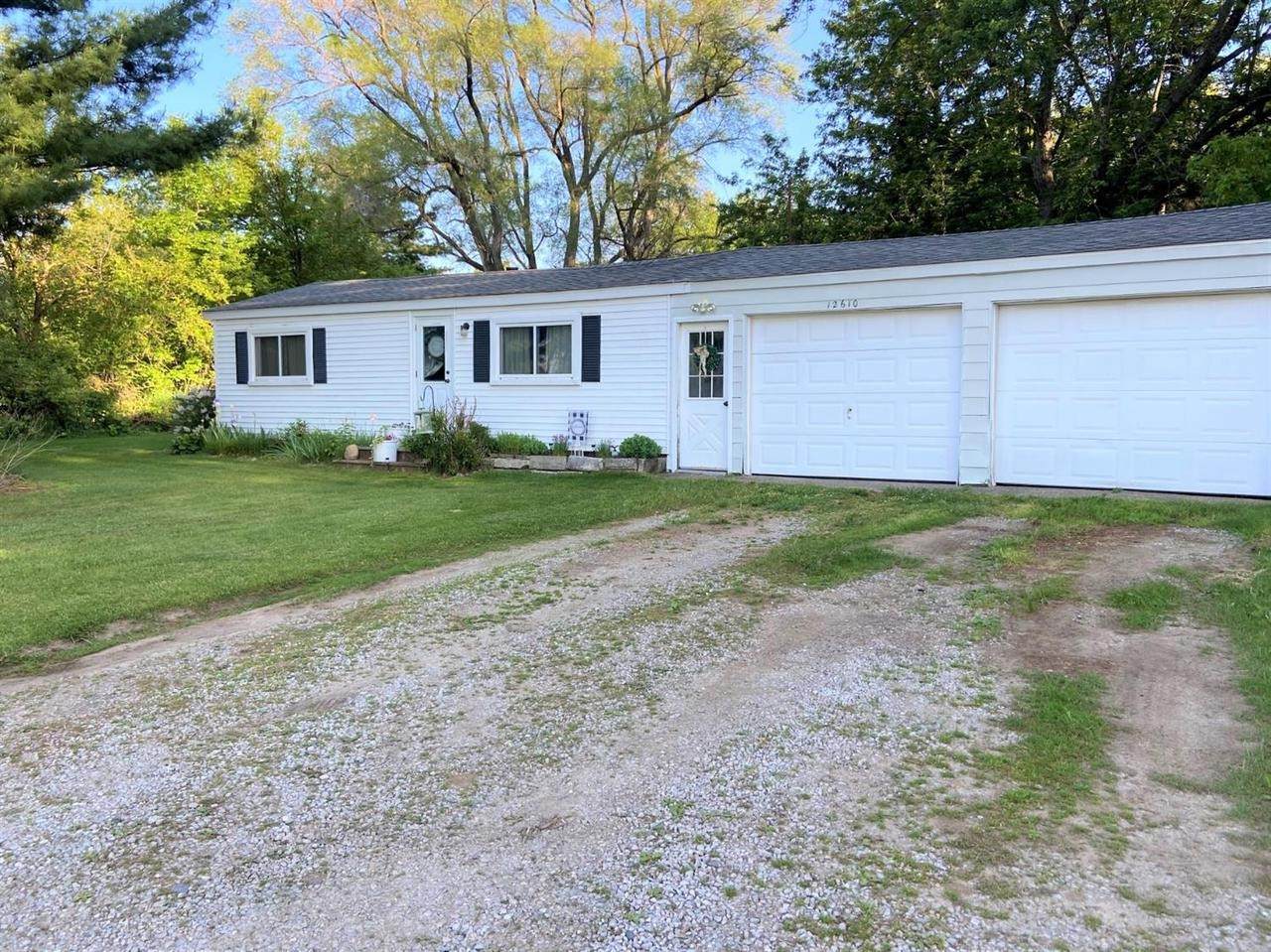12610 Michigan Ave - Photo 1