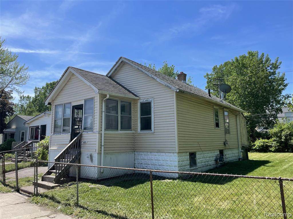 493 Tennessee St - Photo 1