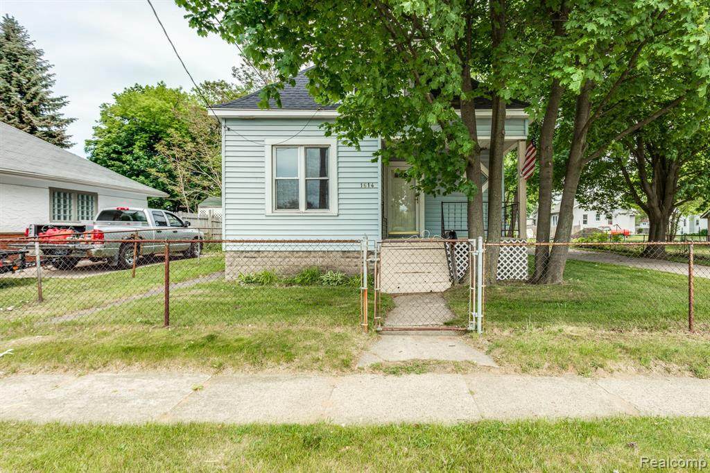 1614 18TH ST - Photo 1