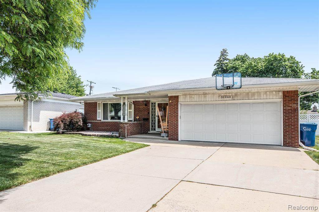 31260 Saratoga Ave - Photo 1