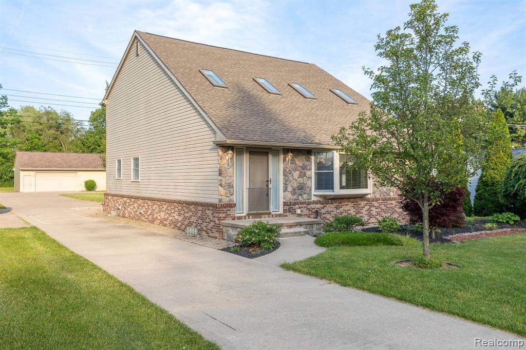 15620 Bradner Ave - Photo 1