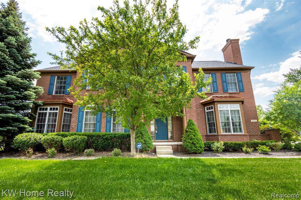 48231 Glenmount Rd - Photo 1