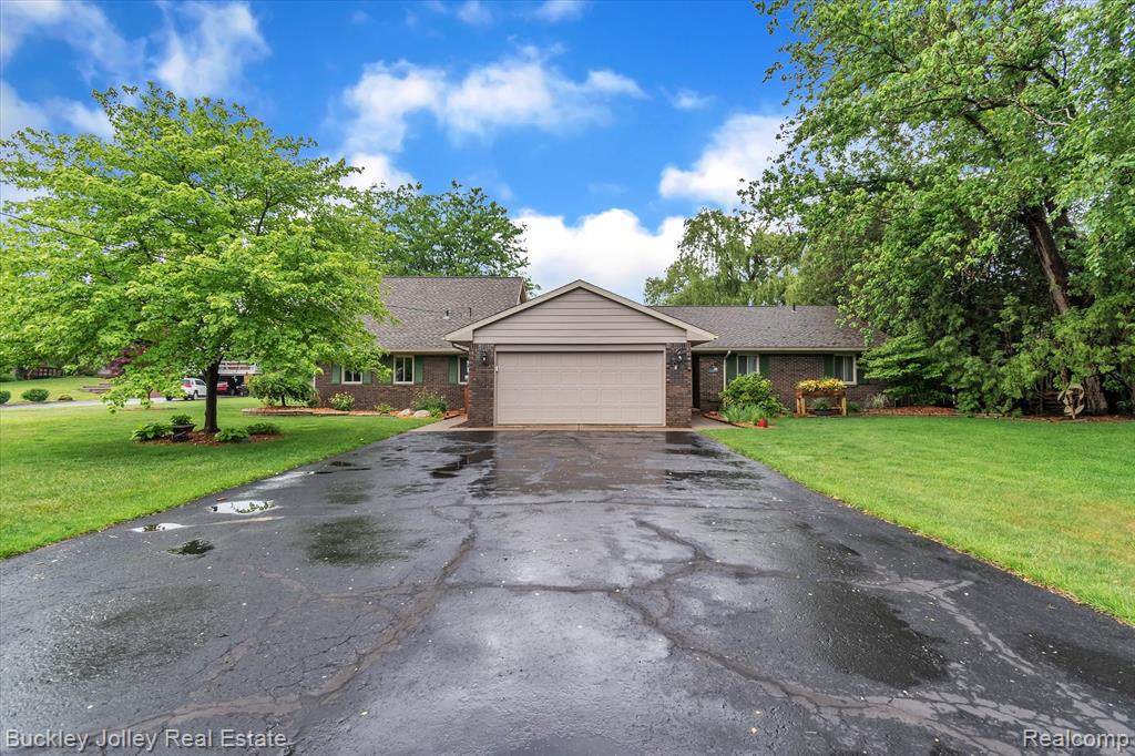 5163 Red Fox Dr - Photo 1