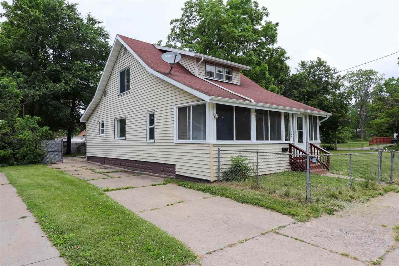 144 Robinson St - Photo 1