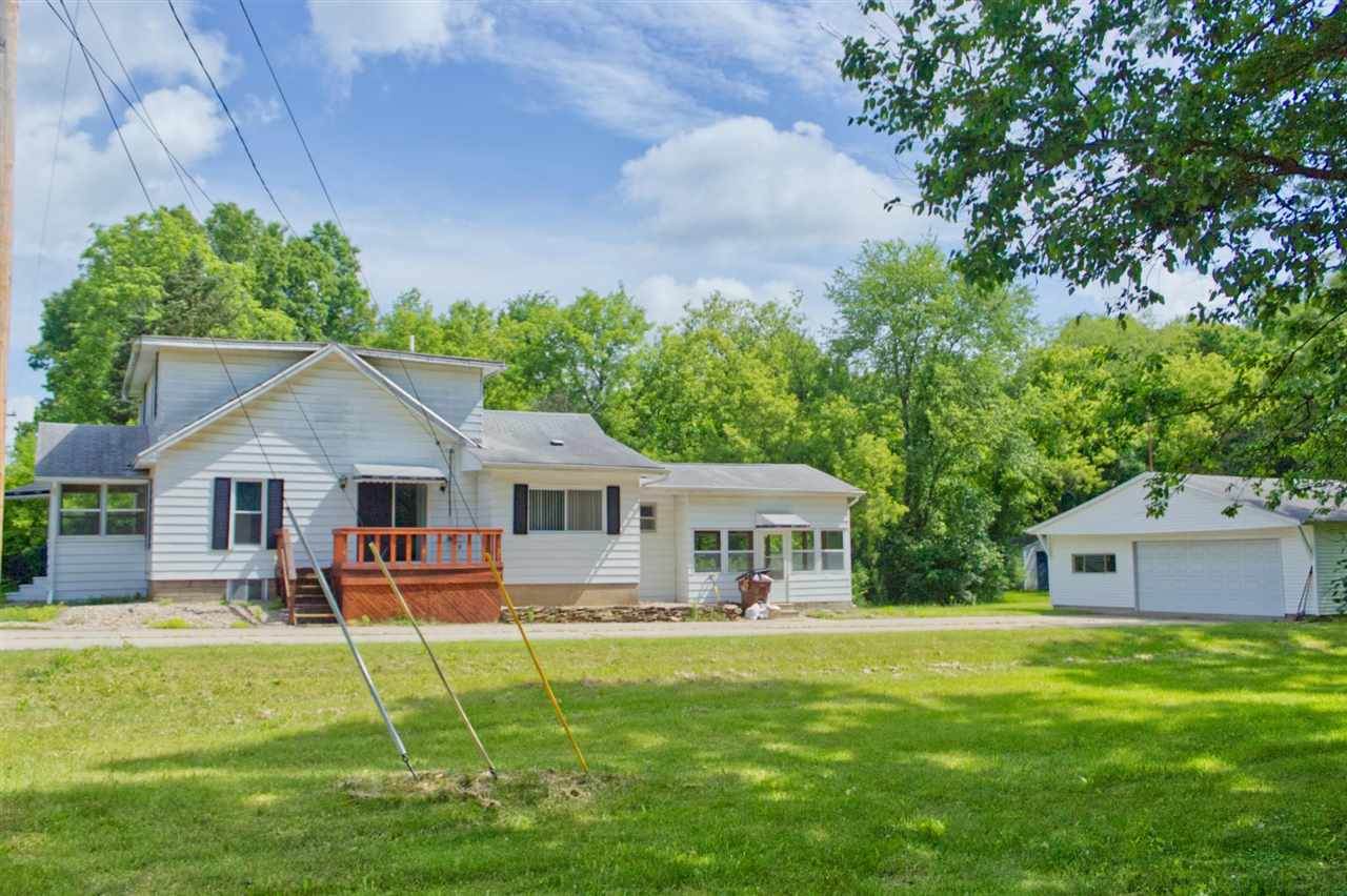 215 Sutton Rd - Photo 1